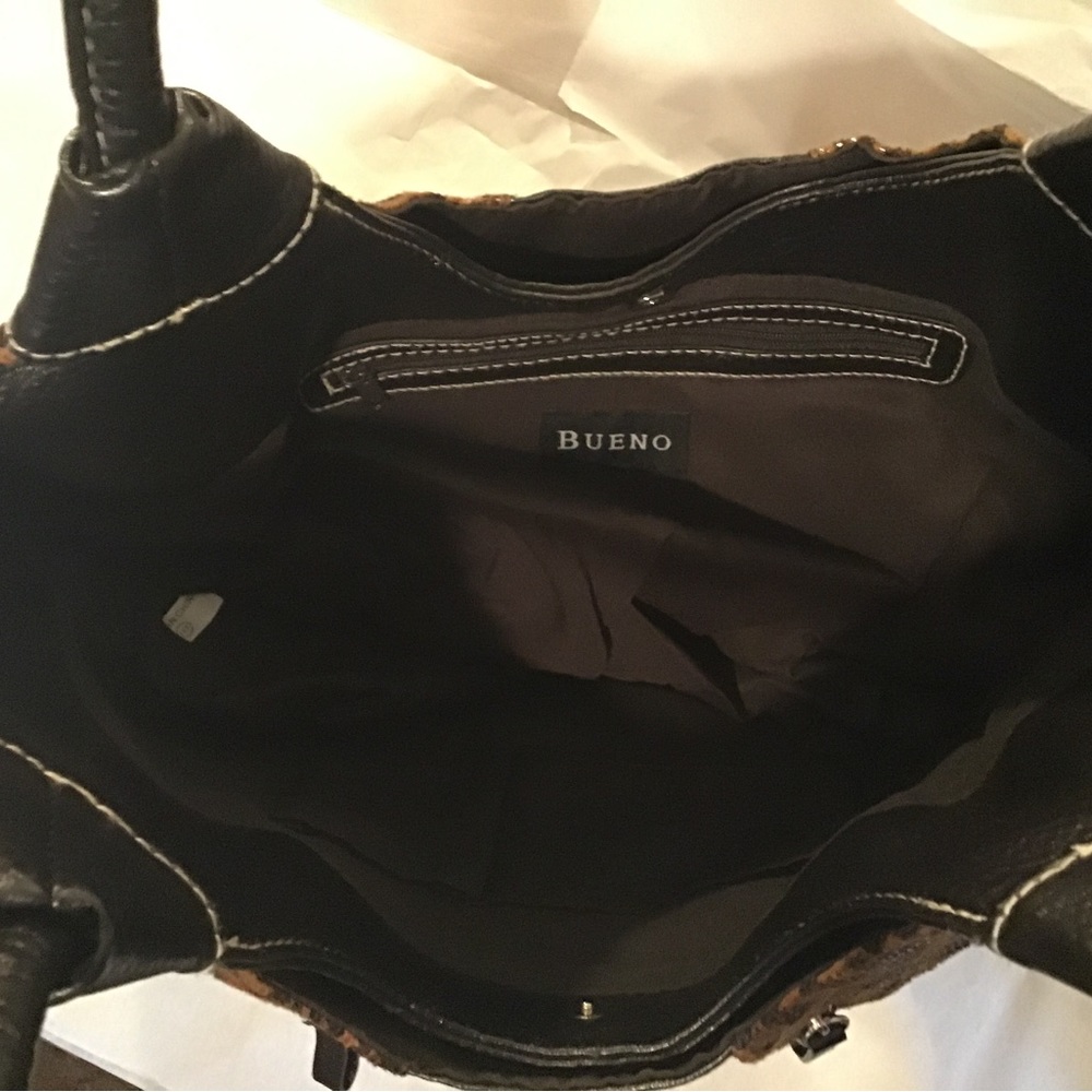 Bueno Leopard Print Purse - Picture 4 of 15